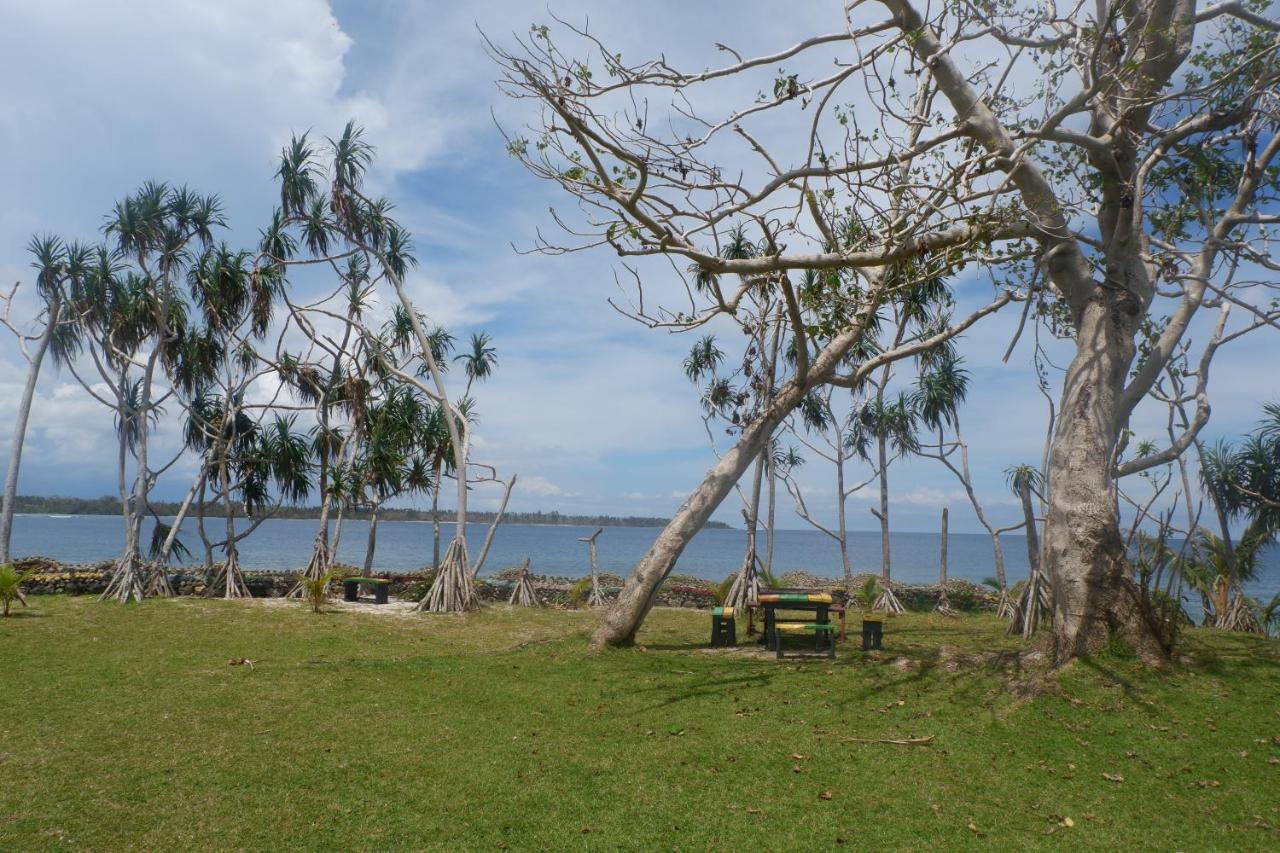 Bluepango Guest House Port Vila Exteriör bild