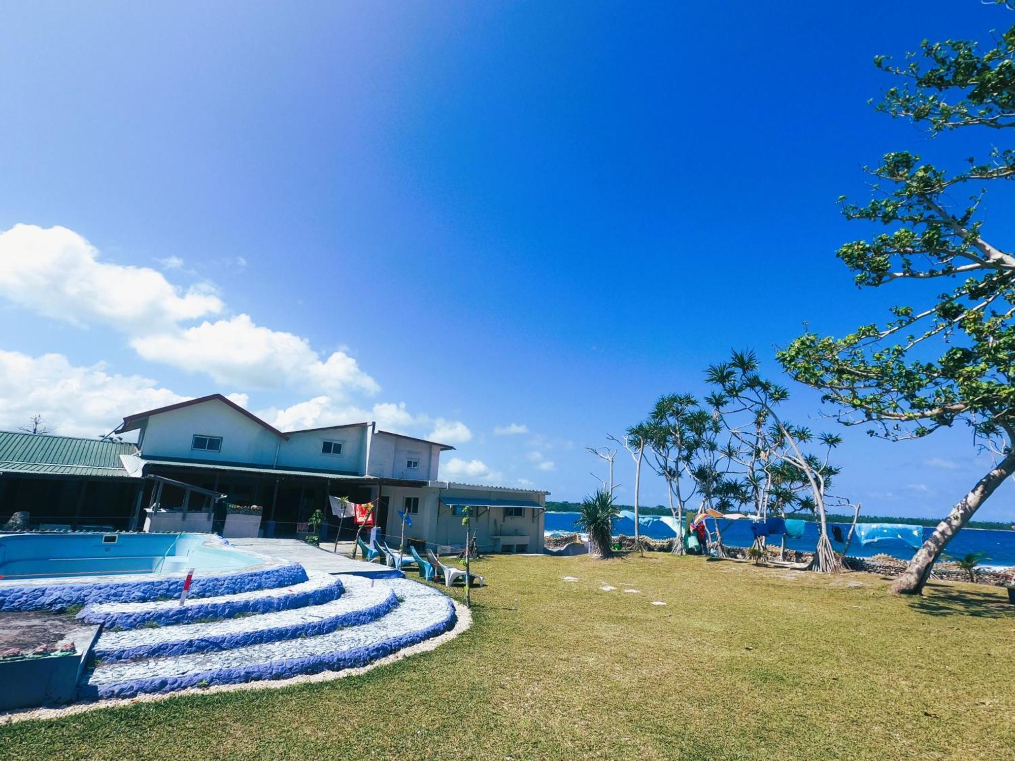 Bluepango Guest House Port Vila Exteriör bild