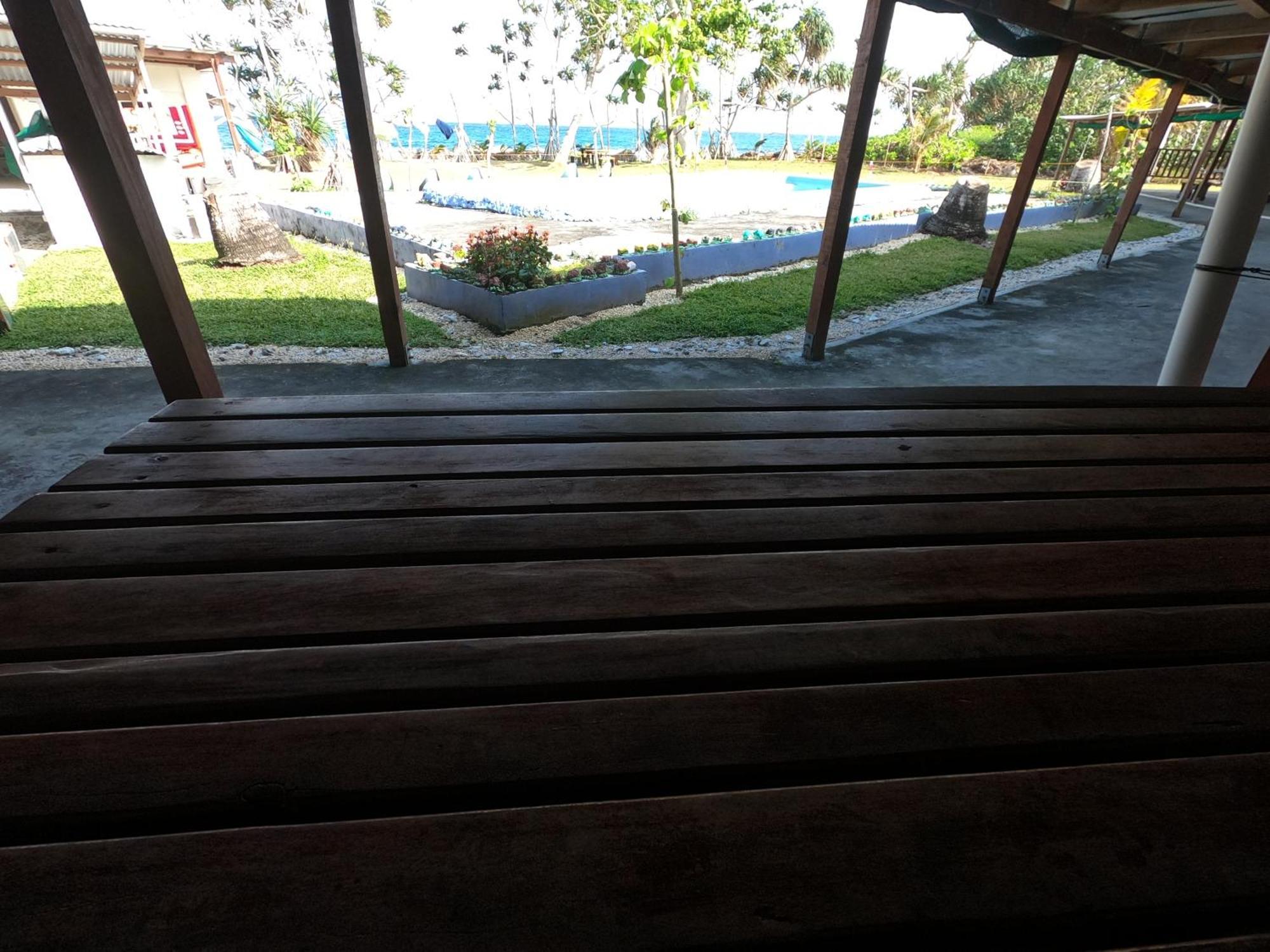 Bluepango Guest House Port Vila Exteriör bild