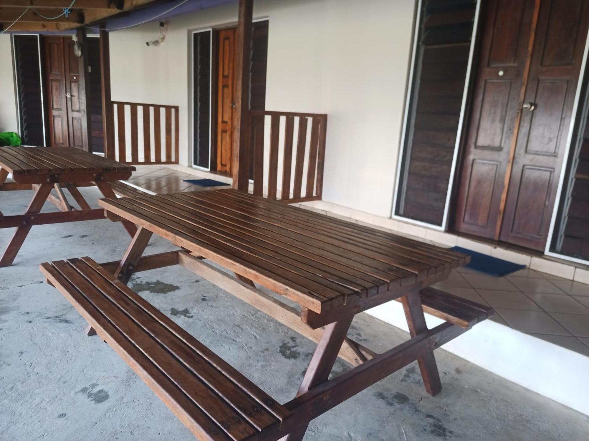 Bluepango Guest House Port Vila Exteriör bild