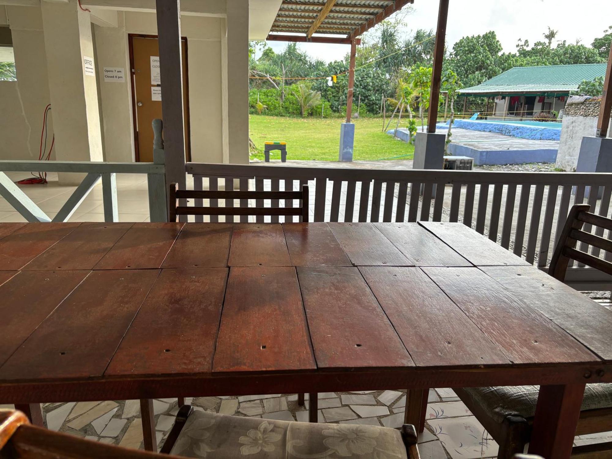 Bluepango Guest House Port Vila Exteriör bild