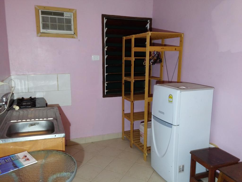 Bluepango Guest House Port Vila Exteriör bild