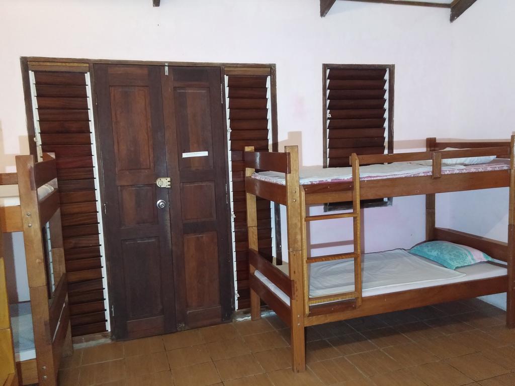 Bluepango Guest House Port Vila Exteriör bild